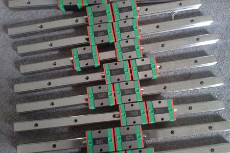  遇到不同規(guī)格型號的微型導軌怎么樣使用？